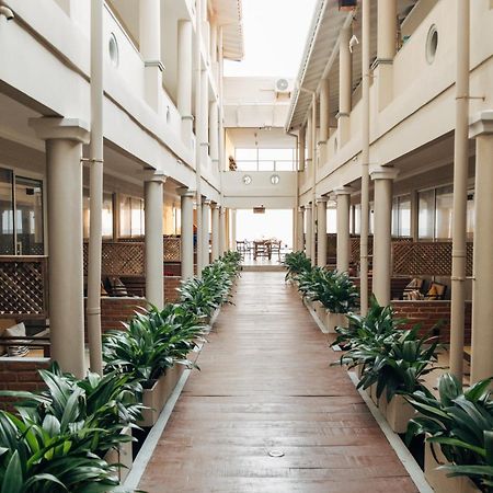 Neevana Hotel Hikkaduwa Ngoại thất bức ảnh
