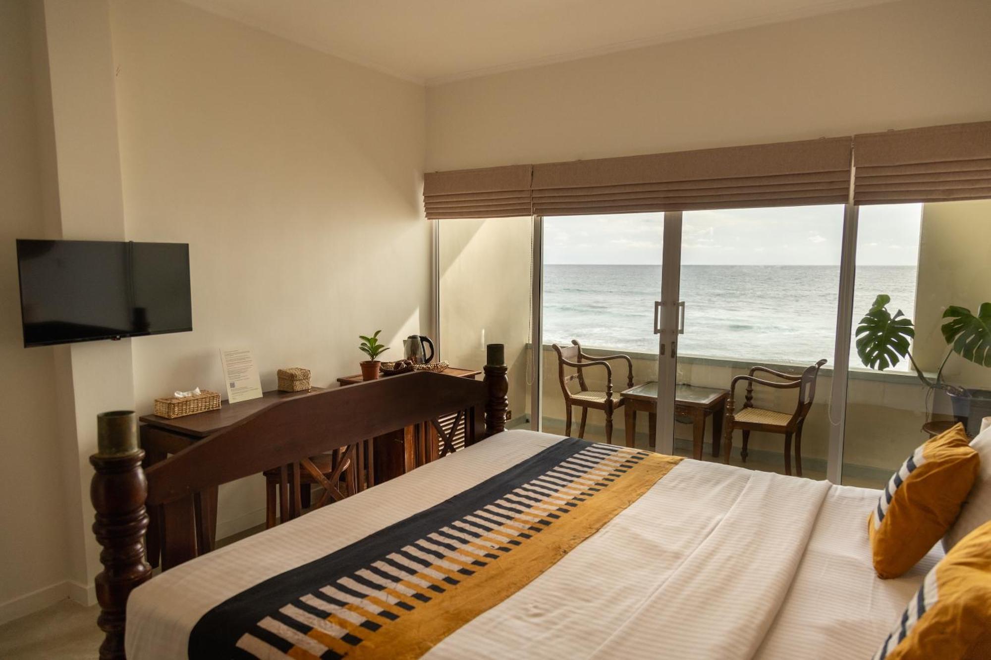 Neevana Hotel Hikkaduwa Ngoại thất bức ảnh