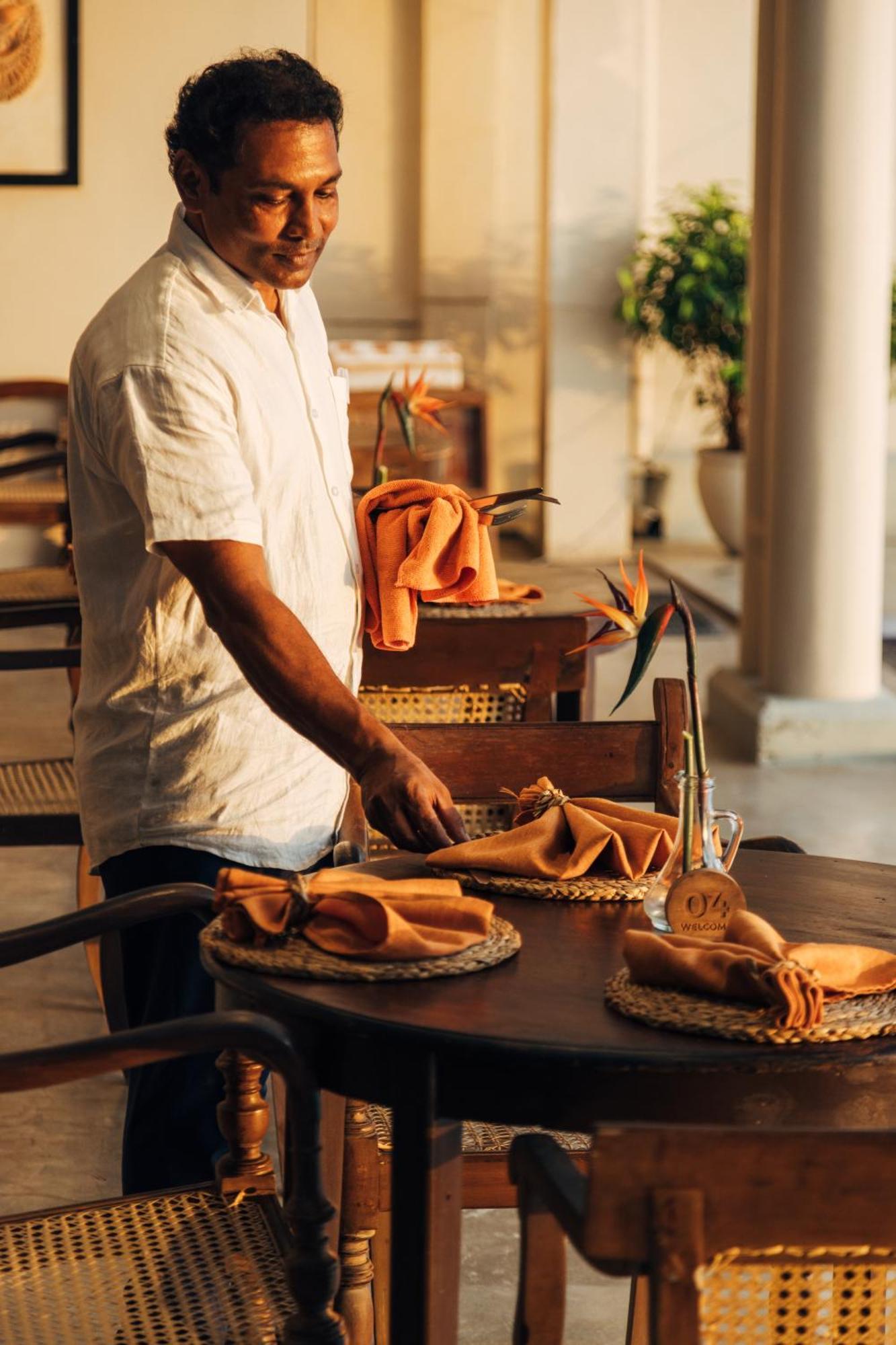 Neevana Hotel Hikkaduwa Ngoại thất bức ảnh