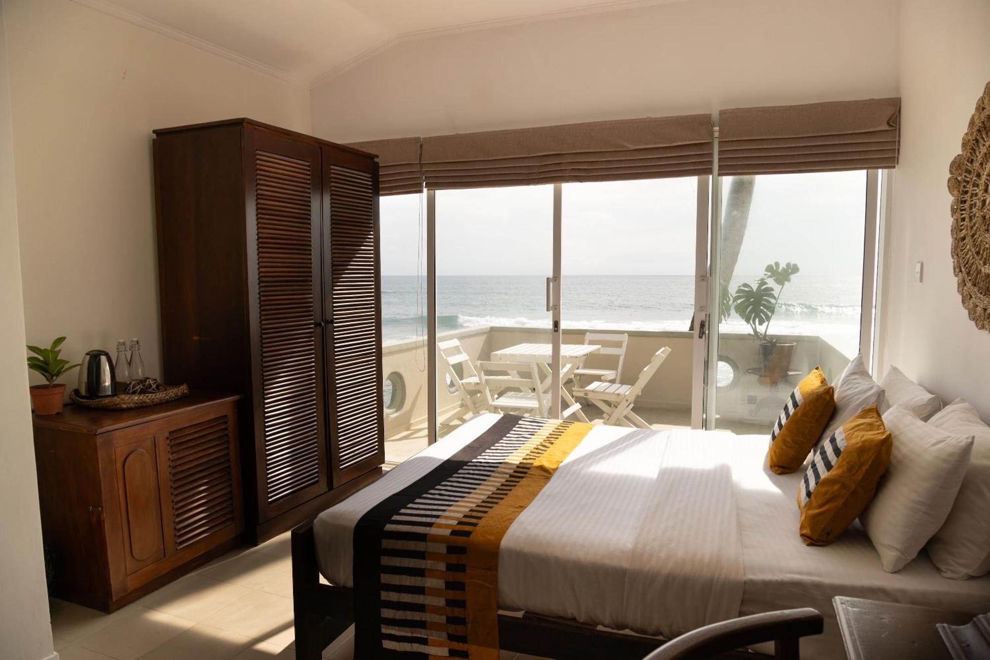 Neevana Hotel Hikkaduwa Ngoại thất bức ảnh