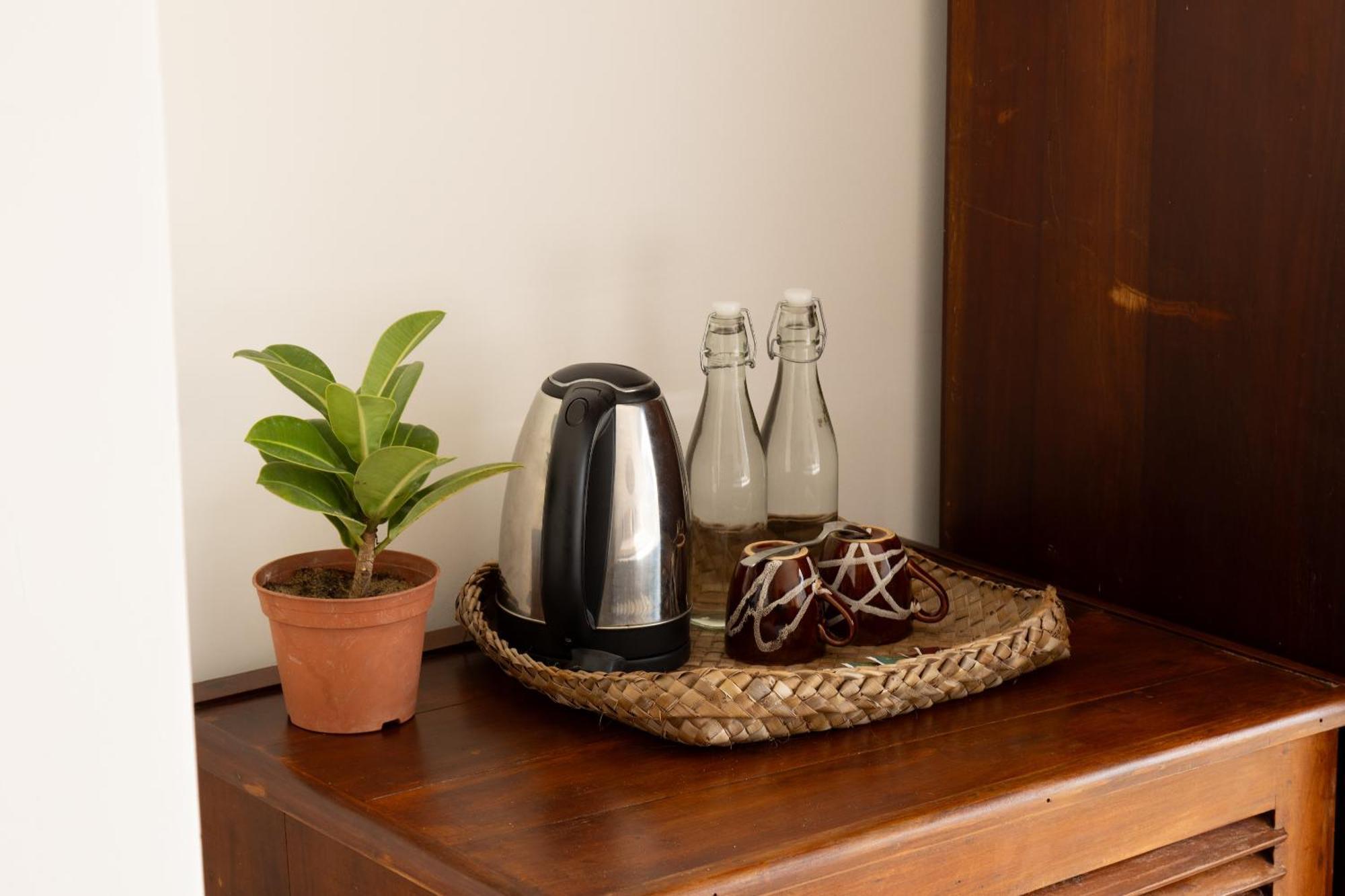 Neevana Hotel Hikkaduwa Ngoại thất bức ảnh