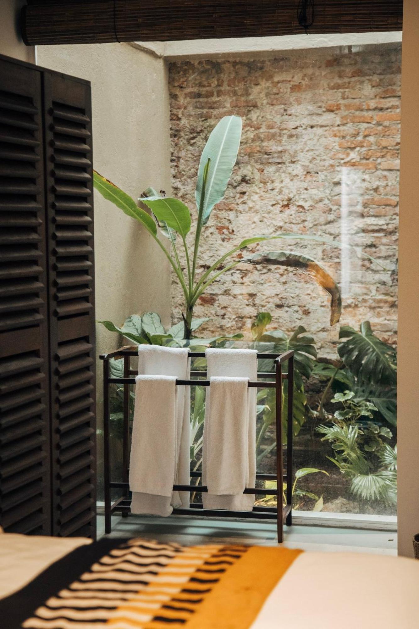 Neevana Hotel Hikkaduwa Ngoại thất bức ảnh