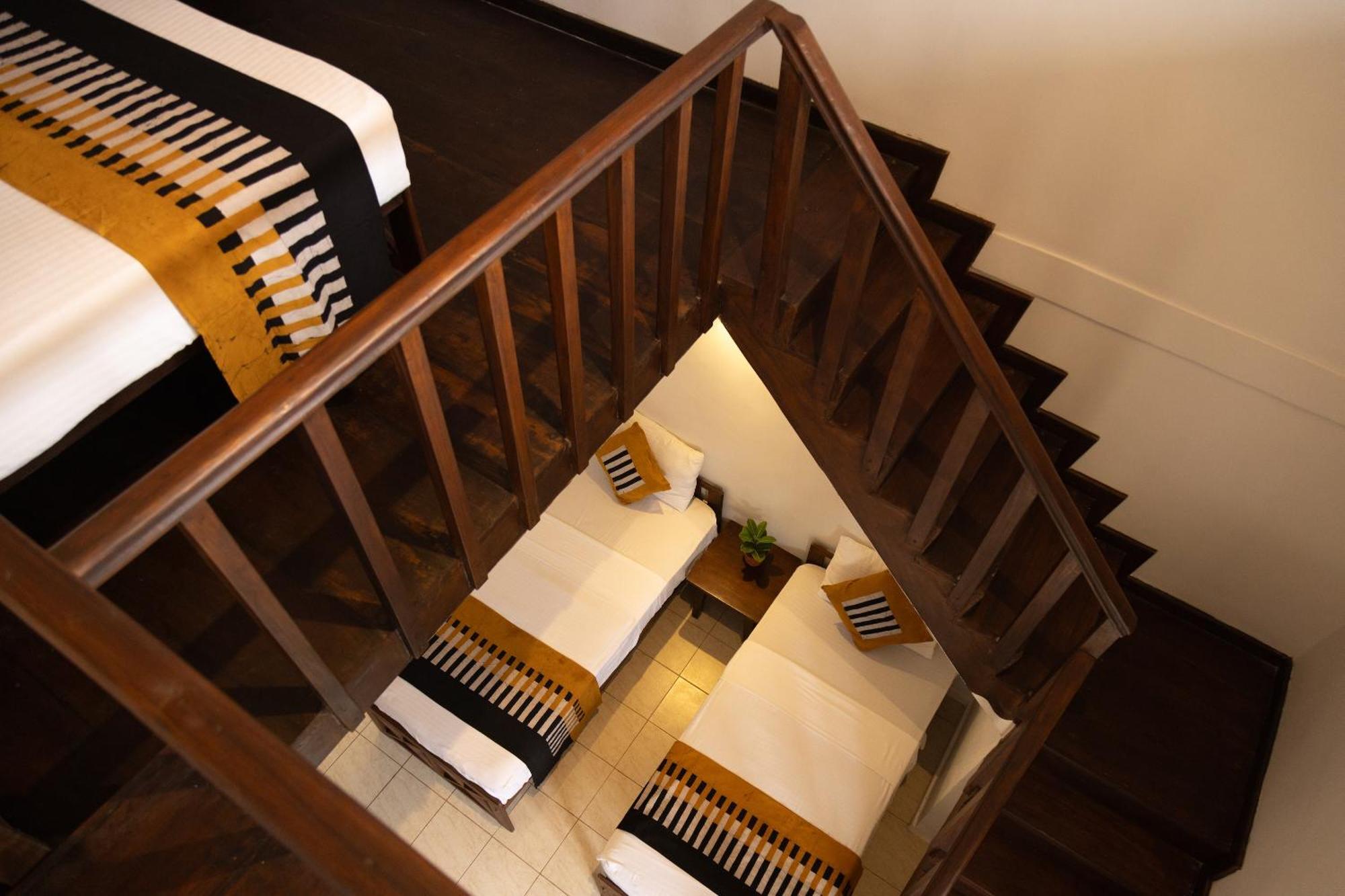 Neevana Hotel Hikkaduwa Ngoại thất bức ảnh
